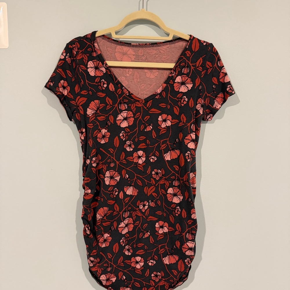 Motherhood Maternity Floral Top in Tan and Black